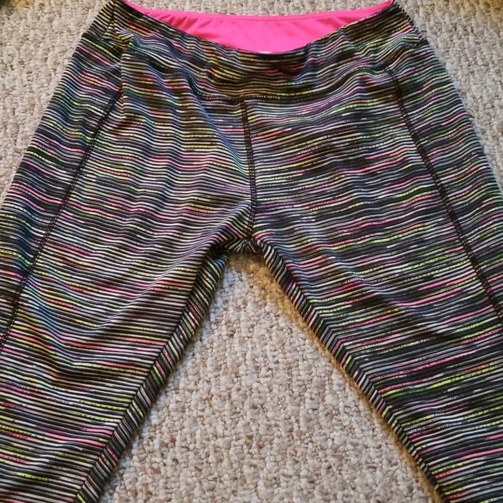 Stretchy workout capris